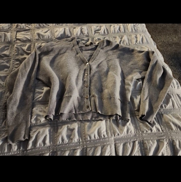 Tahari Button Up Sweater XL - Picture 1 of 4